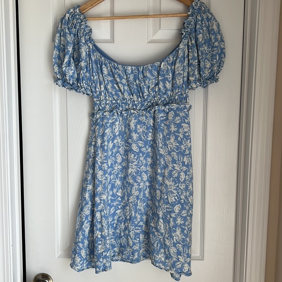 Astr The Label Blue and Ivory Dress - Picture 4 of 5